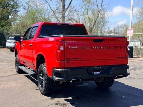 Used 2021 Chevrolet Silverado 1500 Custom Trail Boss w/ LPO, Dark Essentials Package image 5