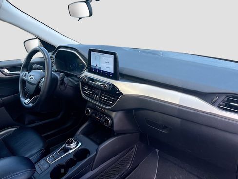 Used 2022 Ford Escape SEL w/ Technology Package FWD image 27