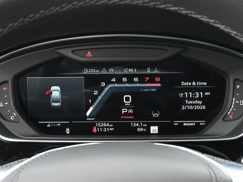 Used 2024 Audi S8 image 9