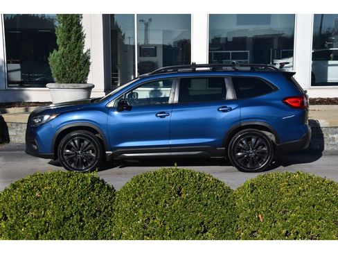 Used 2022 Subaru Ascent Onyx Edition image 7