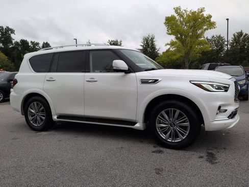 Used 2021 INFINITI QX80 Luxe AWD/4WD image 2
