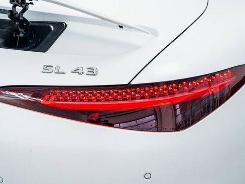 Used 2023 Mercedes-Benz SL 43 AMG SL 43 AMG image 31