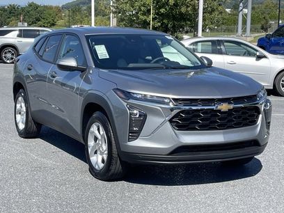 New 2026 Chevrolet Trax LS w/ LS Convenience Package