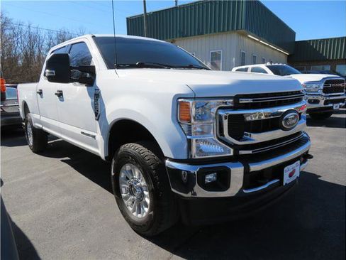 Used 2022 Ford F250 XLT w/ XLT Value Package AWD/4WD image 27