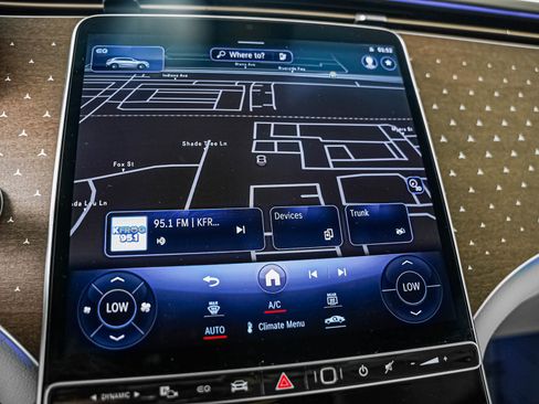 Certified 2023 Mercedes-Benz EQE 350+ 4MATIC SUV image 18