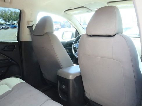 Used 2018 Chevrolet Colorado W/T w/ WT Convenience Package RWD image 28