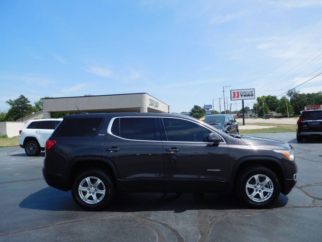 Used 2019 GMC Acadia SLE FWD image 3