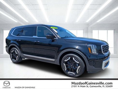 Used 2025 Kia Telluride S FWD image 1