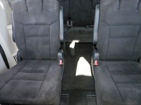 Used 2014 Dodge Grand Caravan SE image 13