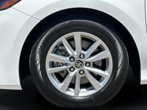 Used 2025 Toyota Camry LE w/ Convenience Package FWD image 24