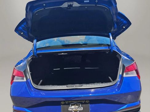 Used 2023 Hyundai Elantra SEL w/ Preferred Accessory Package FWD image 24