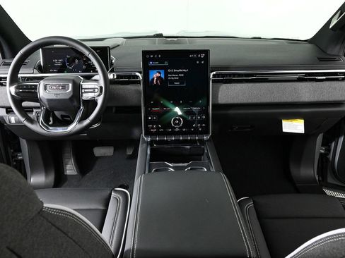 New 2026 GMC Sierra EV Elevation image 18