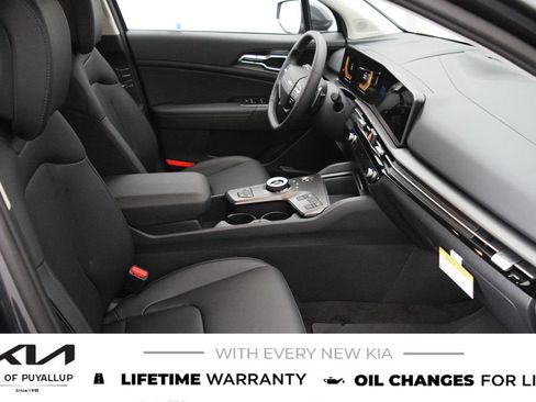 New 2026 Kia Sportage EX AWD/4WD image 16