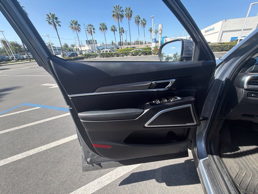Used 2022 Kia Telluride EX FWD image 17