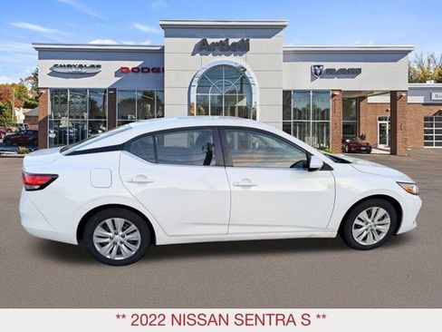 Used 2022 Nissan Sentra S image 7
