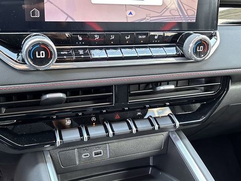 New 2026 Chevrolet Colorado Z71 image 30