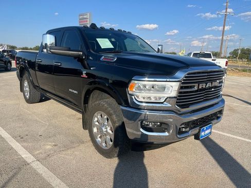 Used 2019 RAM 2500 Laramie AWD/4WD image 7