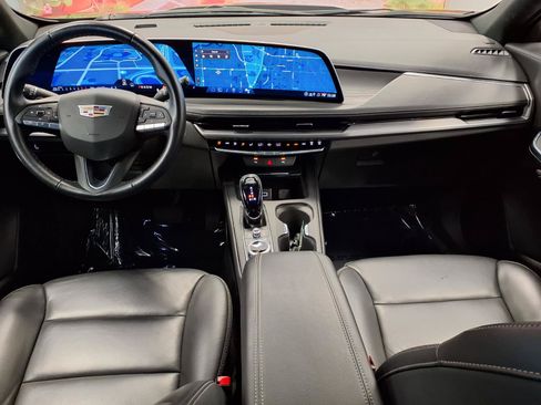 Certified 2025 Cadillac XT4 Premium Luxury FWD image 16