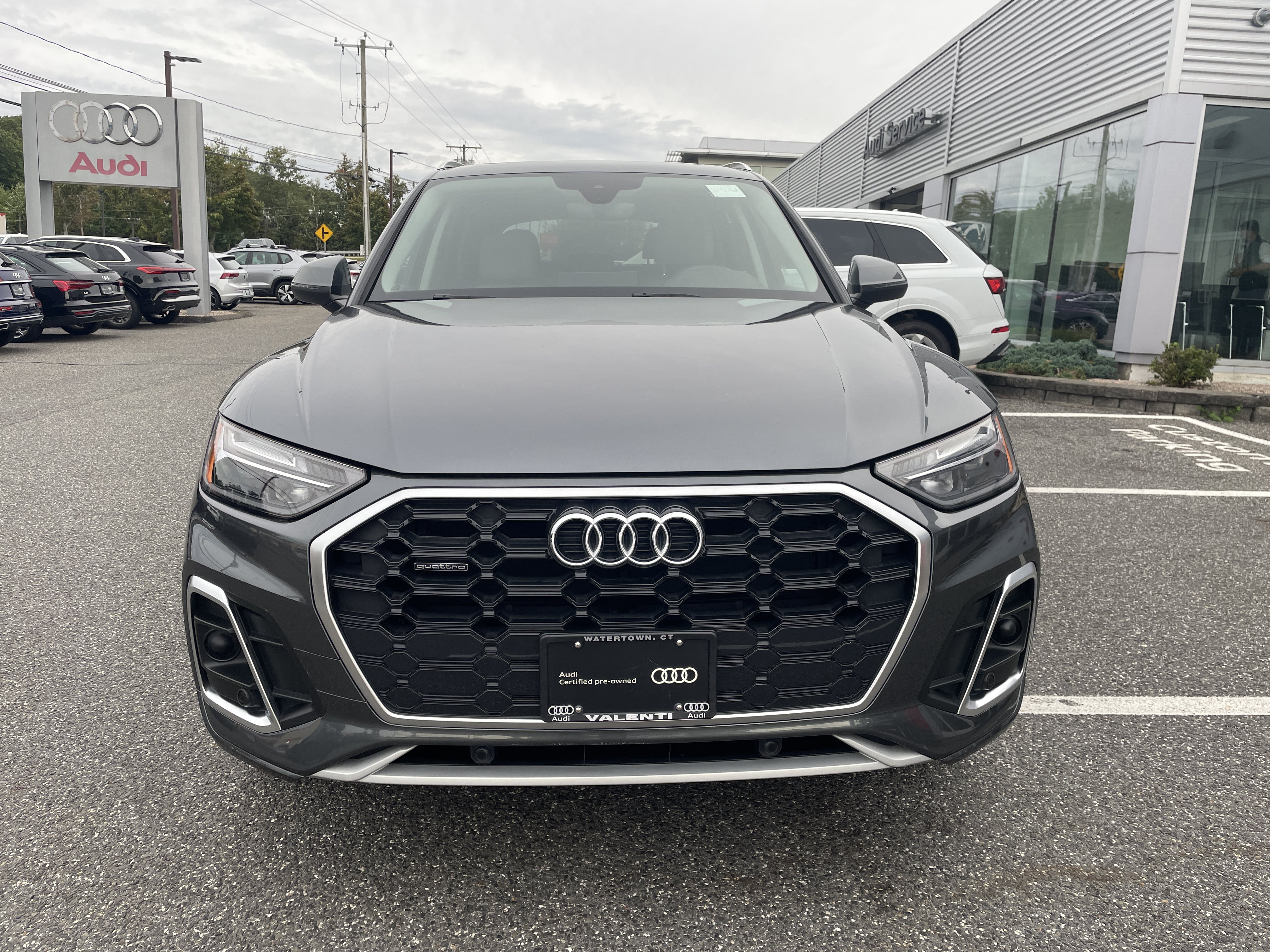 Certified 2023 Audi Q5 2.0T Premium w/ Convenience Package AWD/4WD image 2