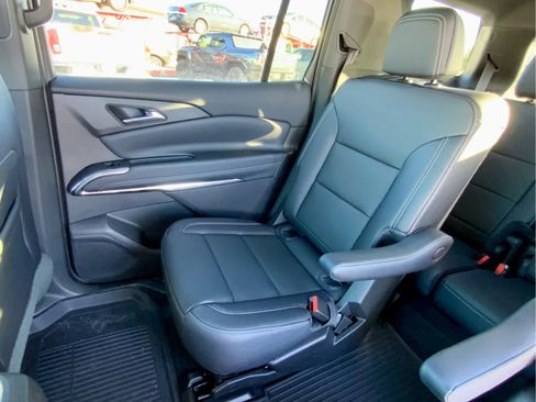 New 2026 Chevrolet Traverse LT w/ LPO, Floor Liner Package image 26