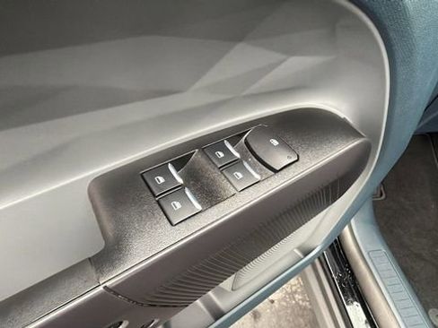 New 2025 Ford Maverick XL image 20