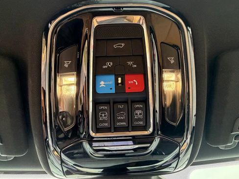 Certified 2024 Jeep Grand Cherokee L Summit image 34