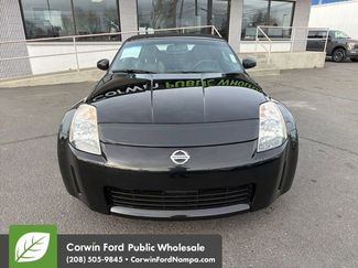 Used 2005 Nissan 350Z Touring video 2