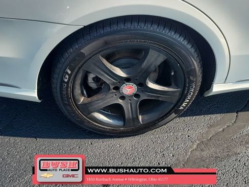 Used 2014 Mercedes-Benz E 350 4MATIC Sedan image 5