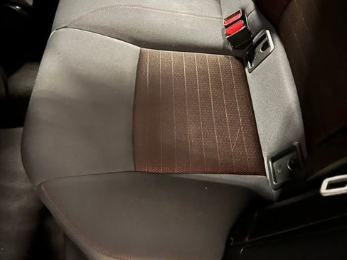 Used 2024 Toyota Corolla SE image 18