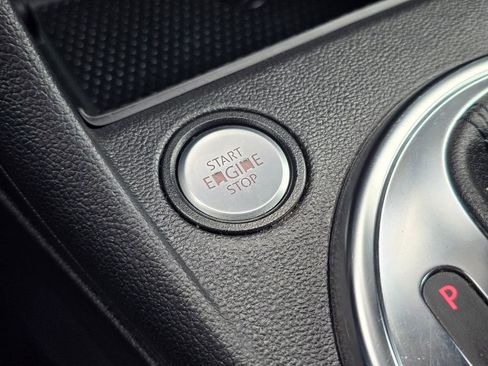 Used 2013 Volkswagen Beetle 2.5 50's Edition image 30