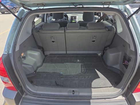 Used 2009 Hyundai Tucson SE AWD/4WD image 8