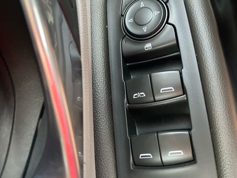 Used 2023 GMC Terrain SLE w/ Driver Convenience Package AWD/4WD image 13
