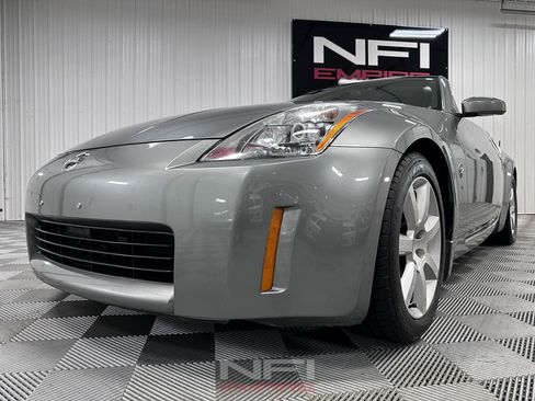 Used 2004 Nissan 350Z Touring RWD image 15