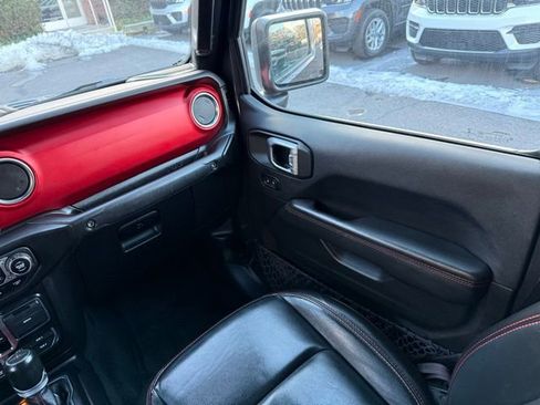Used 2021 Jeep Gladiator Rubicon image 34