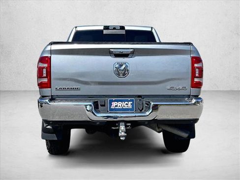 Used 2022 RAM 3500 Laramie AWD/4WD image 4