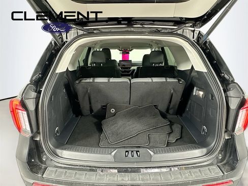 New 2026 Ford Explorer Active w/ Active Comfort Package AWD/4WD image 10