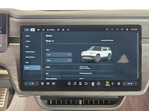 Used 2024 Rivian R1S Adventure AWD/4WD image 29
