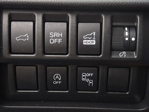 Certified 2023 Subaru Forester Premium image 28