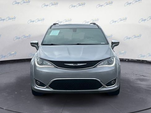 Used 2020 Chrysler Pacifica Limited image 8