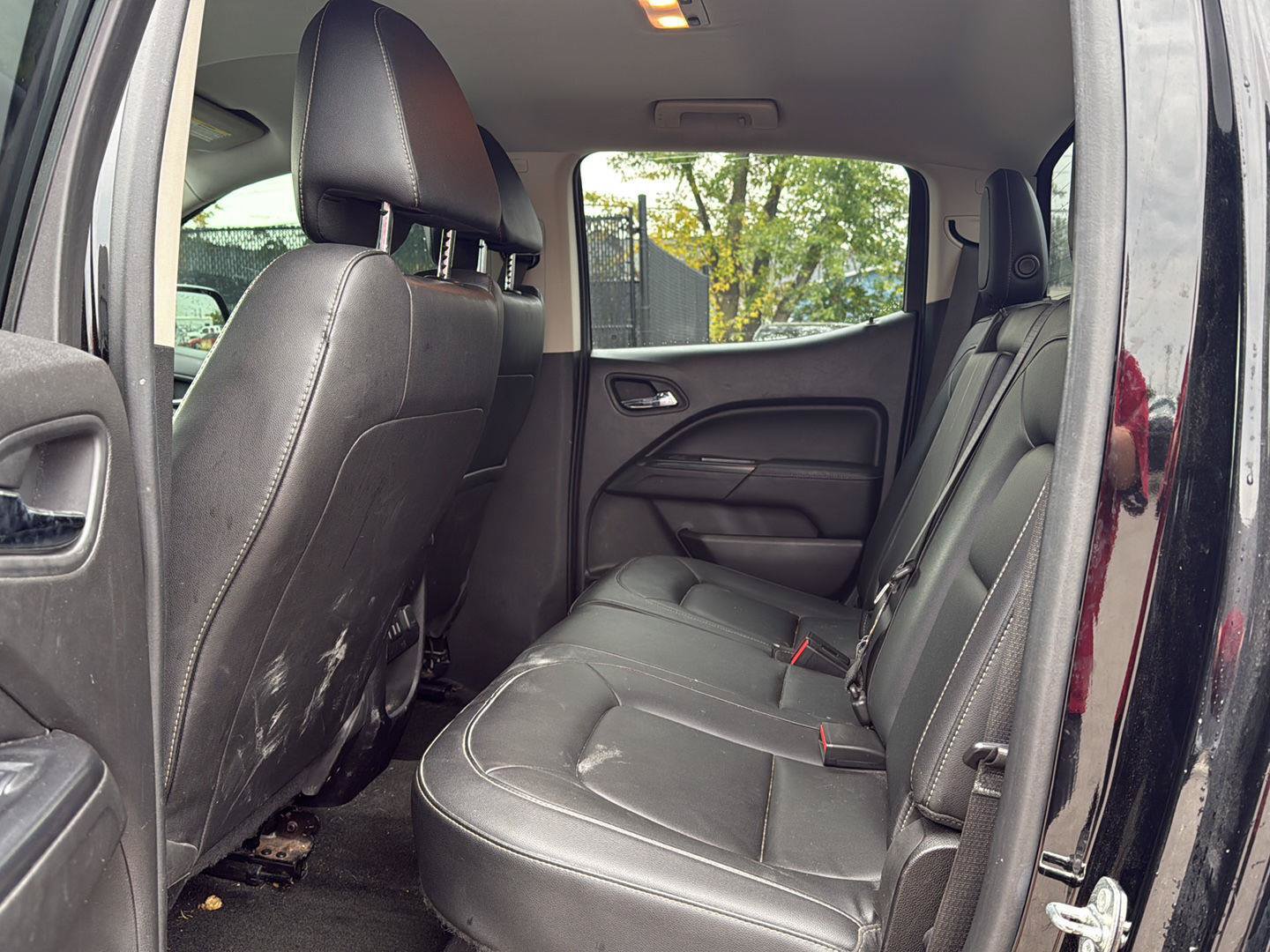 Used 2016 GMC Canyon SLT w/ Driver Alert Package AWD/4WD image 9