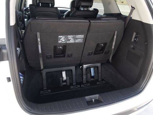 Used 2023 Kia Carnival SX Prestige FWD image 37