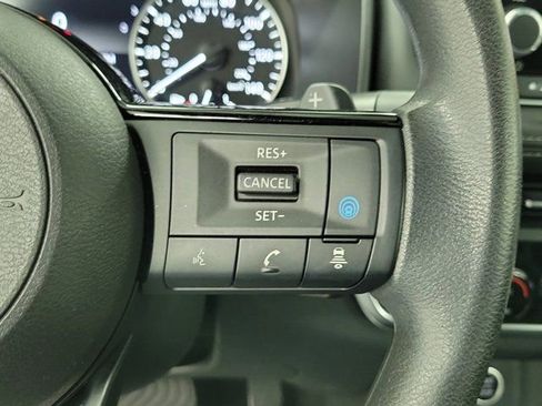 Certified 2023 Nissan Rogue SV image 28