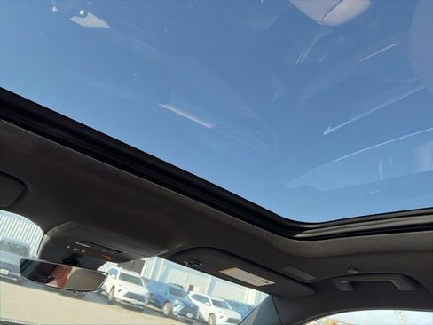 New 2026 Buick Enclave Preferred image 16