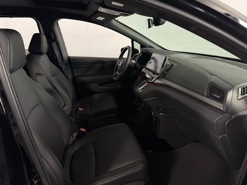 Used 2025 Honda Odyssey Sport-L image 12