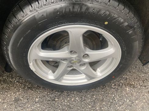 Used 2017 Chevrolet Malibu LS image 31