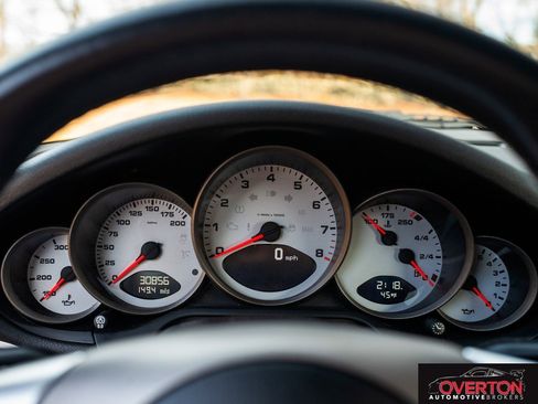 Used 2009 Porsche 911 Cabriolet image 24