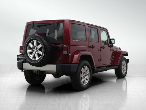 Used 2012 Jeep Wrangler Unlimited Sahara w/ Connectivity Group image 5