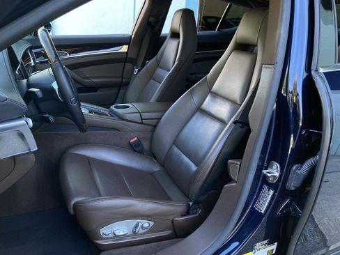 Used 2016 Porsche Panamera 4S w/ Premium Package Plus image 15