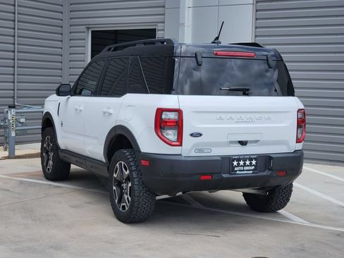 Used 2022 Ford Bronco Sport Outer Banks w/ Tech Package AWD/4WD image 6