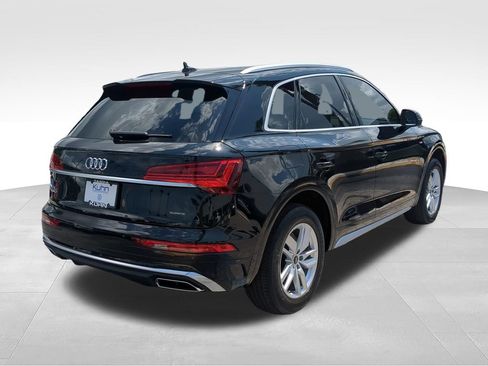 Used 2023 Audi Q5 2.0T Premium w/ Convenience Package AWD/4WD image 4